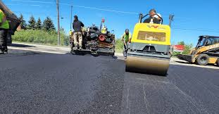 Best Asphalt Driveway Installation  in South Kensington, MD